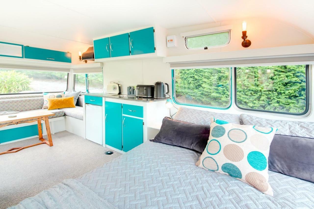 Mountviews Glamping- Retro Caravan Getaway Hotell Tauposjön Exteriör bild